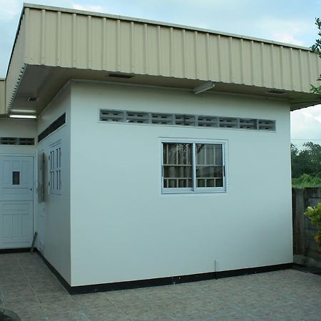 Chalet Anna'S Pavalesto Landsboerderij Ngoại thất bức ảnh