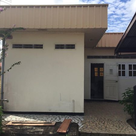 Chalet Anna'S Pavalesto Landsboerderij Ngoại thất bức ảnh