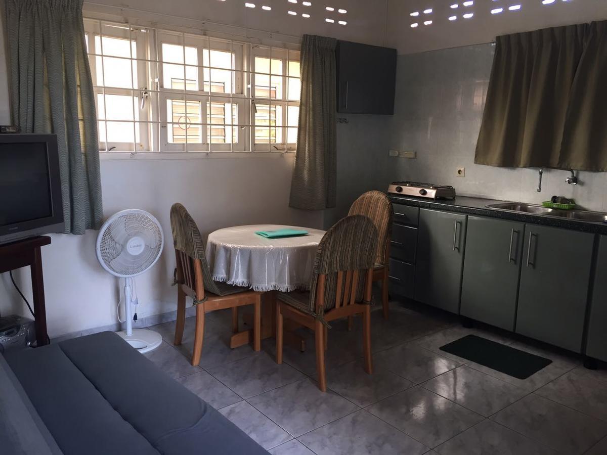 Chalet Anna'S Pavalesto Landsboerderij Ngoại thất bức ảnh