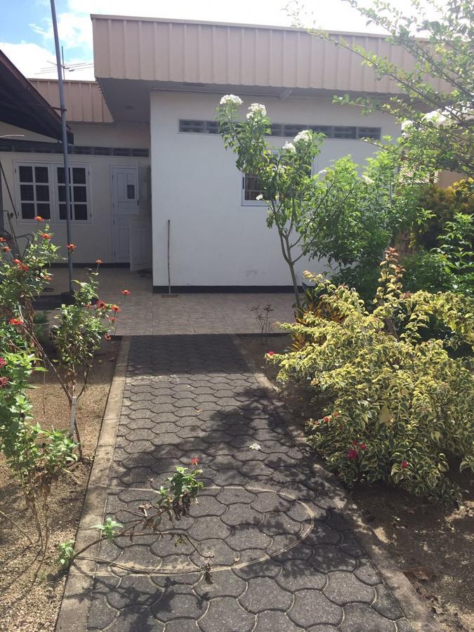 Chalet Anna'S Pavalesto Landsboerderij Ngoại thất bức ảnh